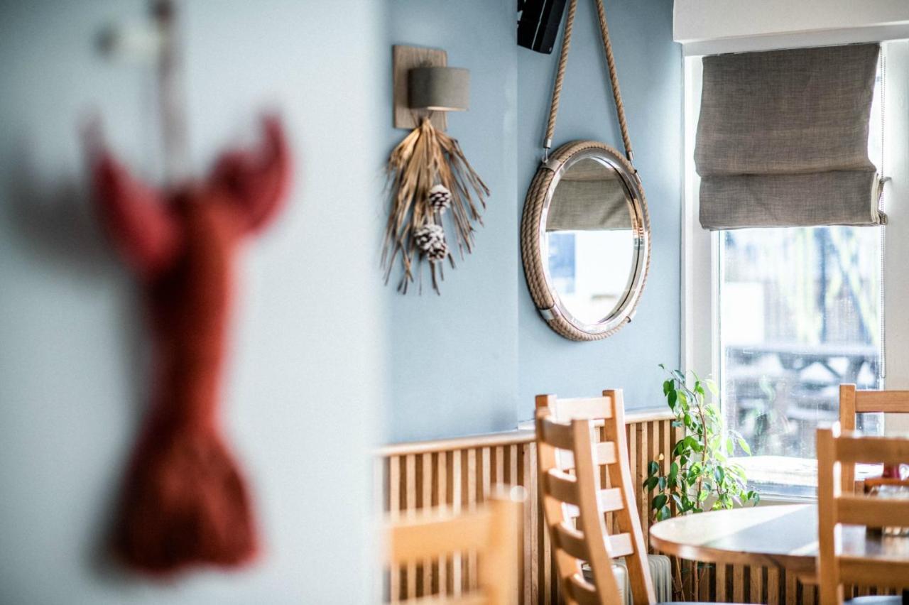 Dukes Inn Sidmouth Bagian luar foto